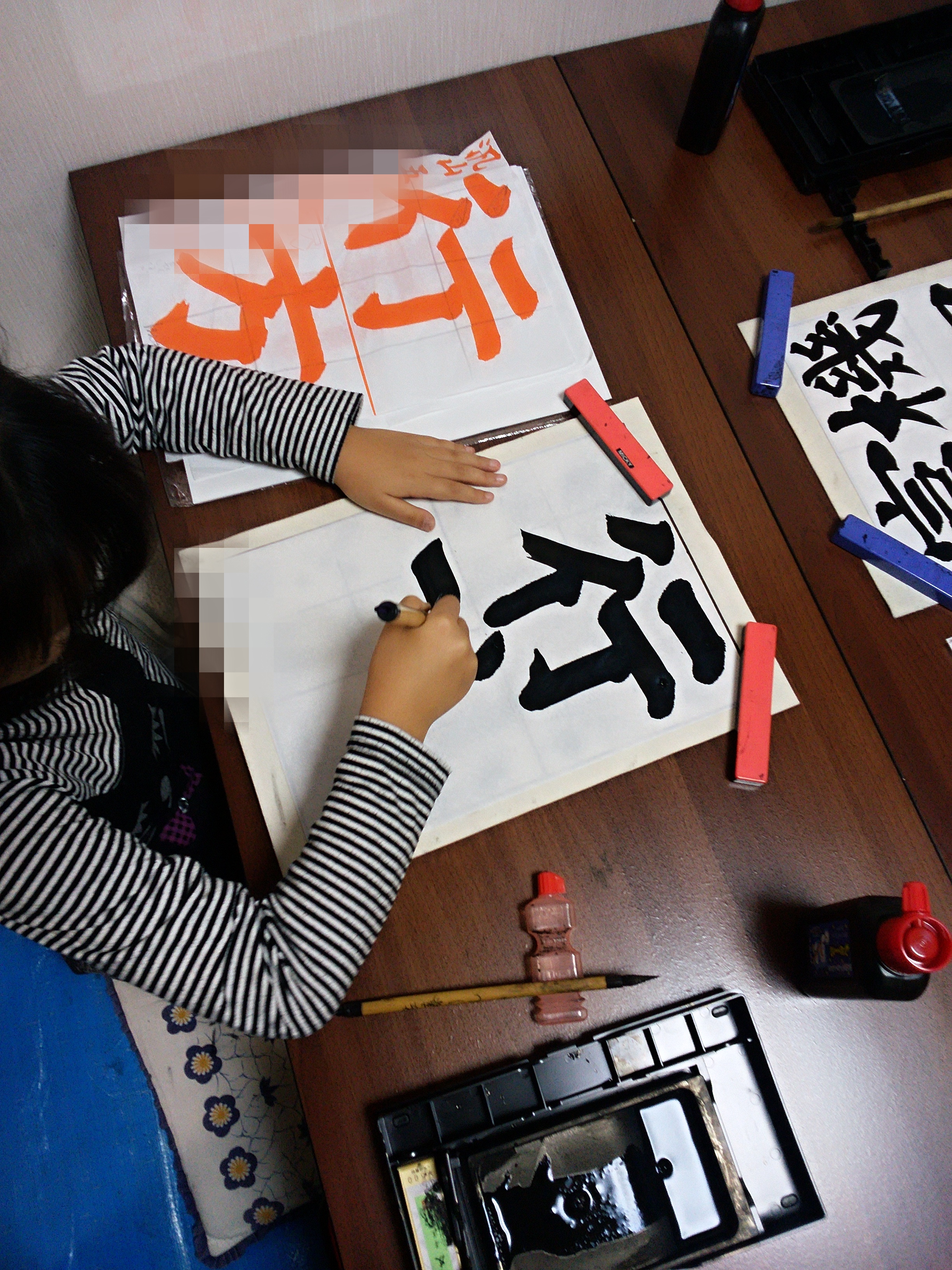 文字を書く漢字を書く ということは誰もがやるけども じつはかなりすごいことをやっているのです ふでれん
