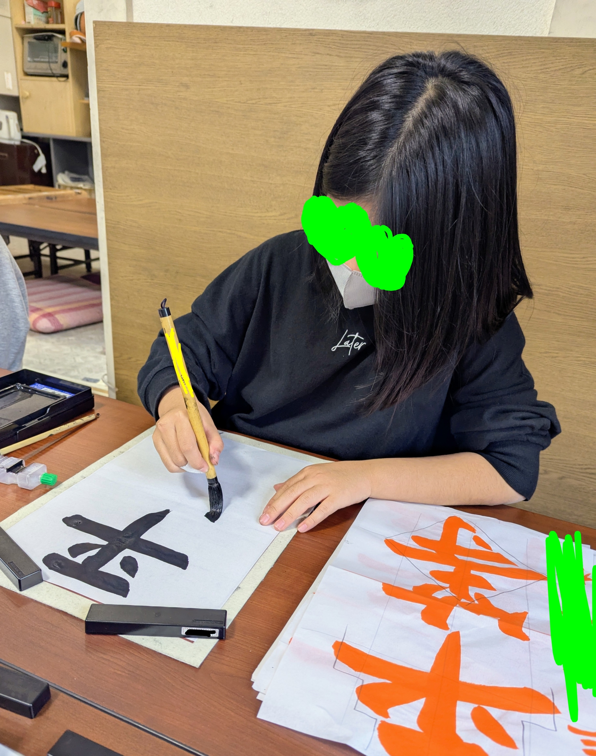 休みの日もけっこう働くのよね。